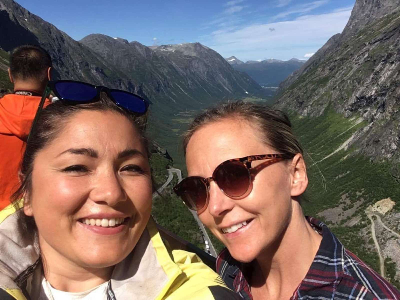 Amy & Thea from Oslo, Norway