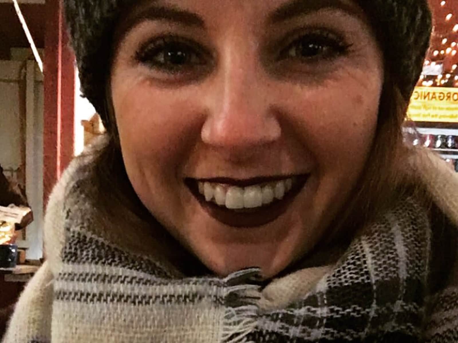 Hillary from Indianapolis, Indiana, United States