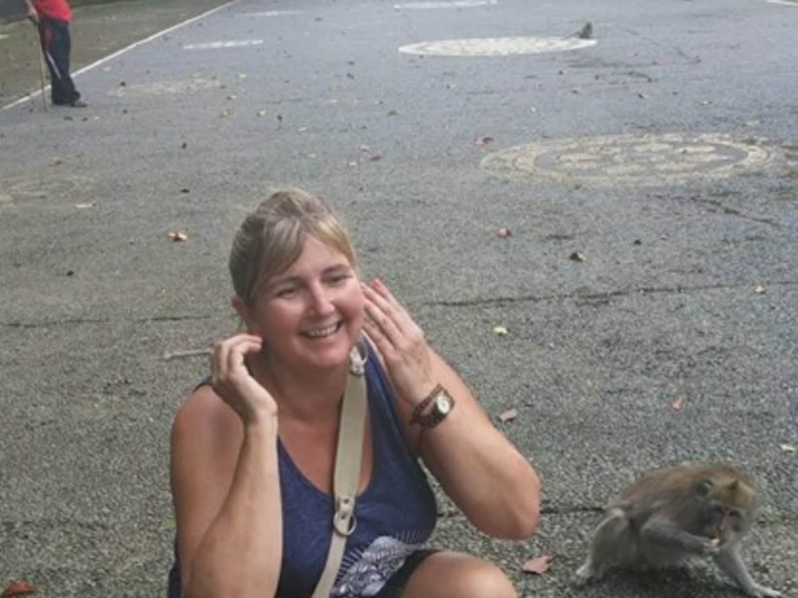 Linda from Sechelt, British Columbia, Canada