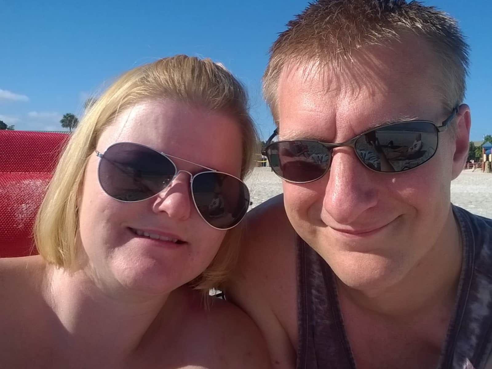 Laura & Nat from Chesterfield, United Kingdom