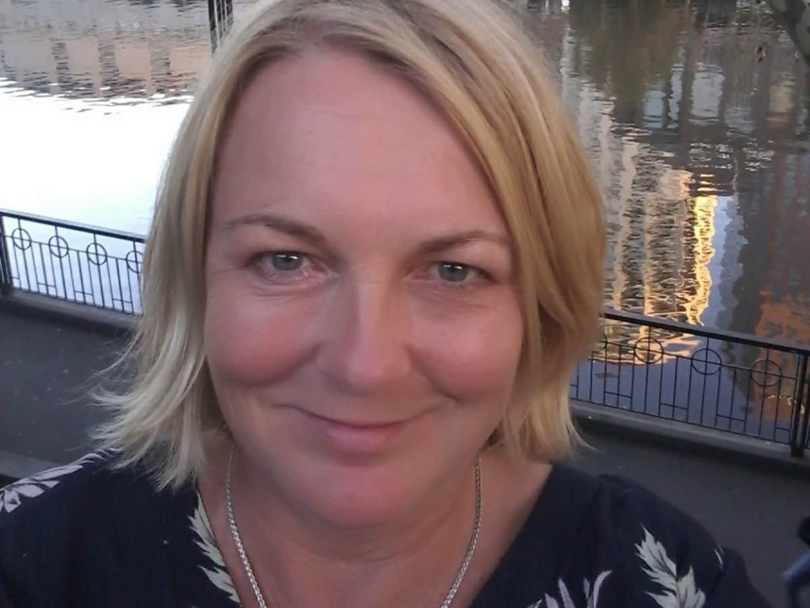 Elizabeth from Melbourne, Victoria, Australia