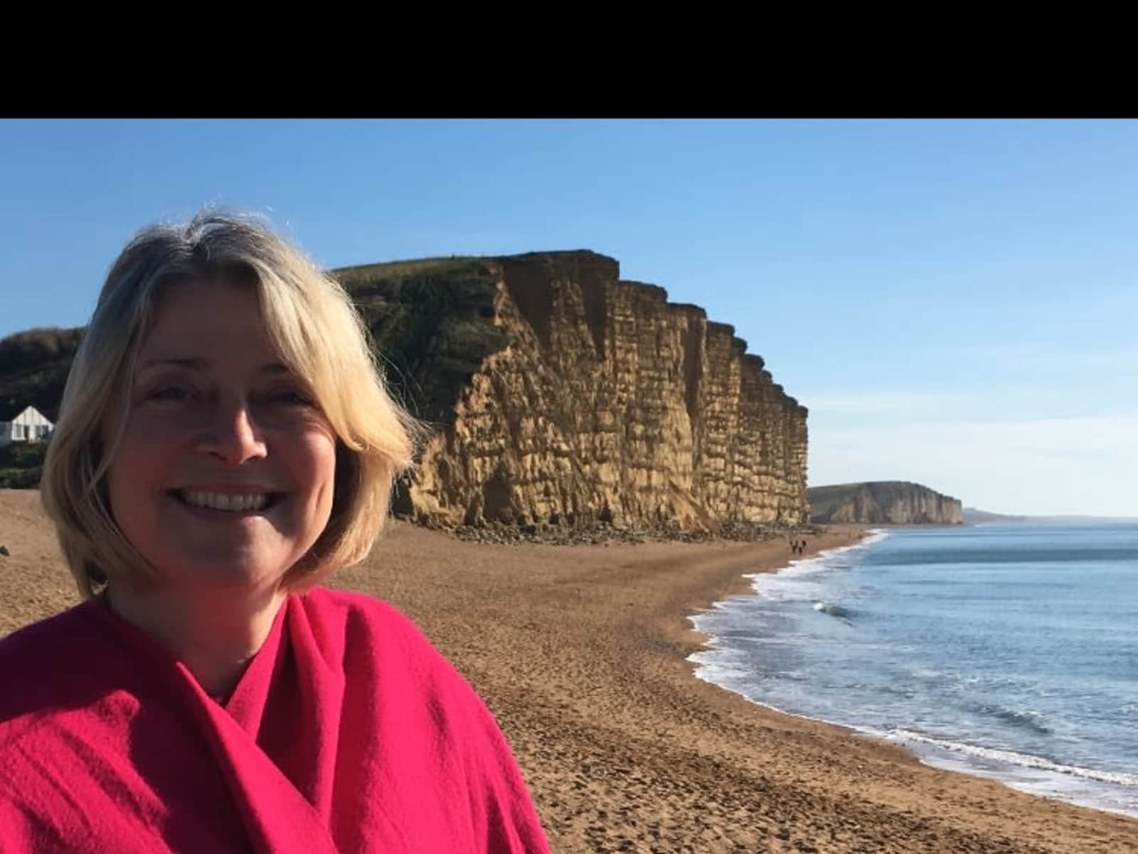 Cindy from Loughton, United Kingdom