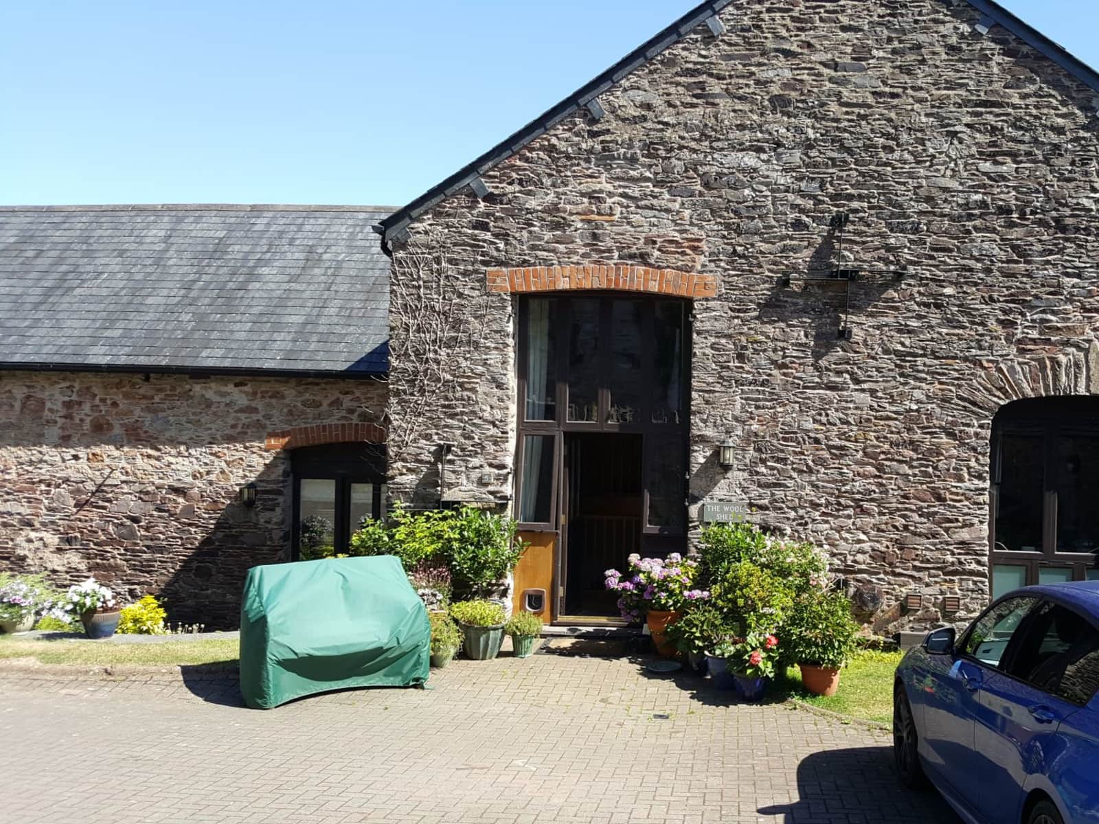 Housesitting assignment in Plymouth, United Kingdom