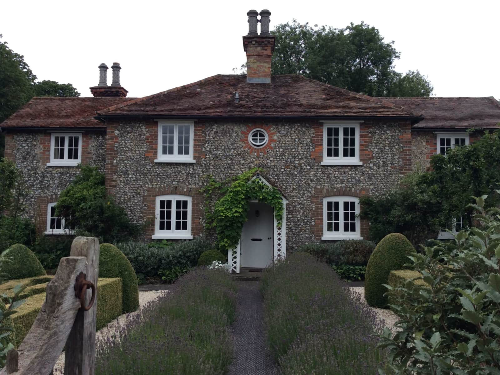 Housesitting assignment in Chichester, United Kingdom