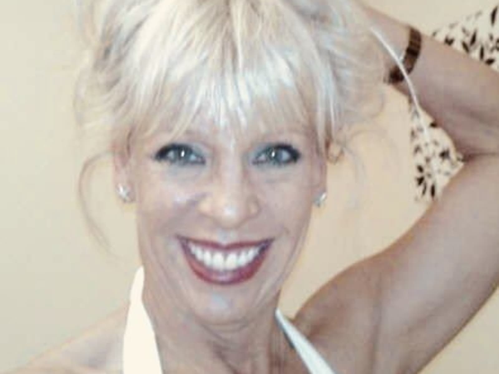 Ellenor from Sheffield, United Kingdom