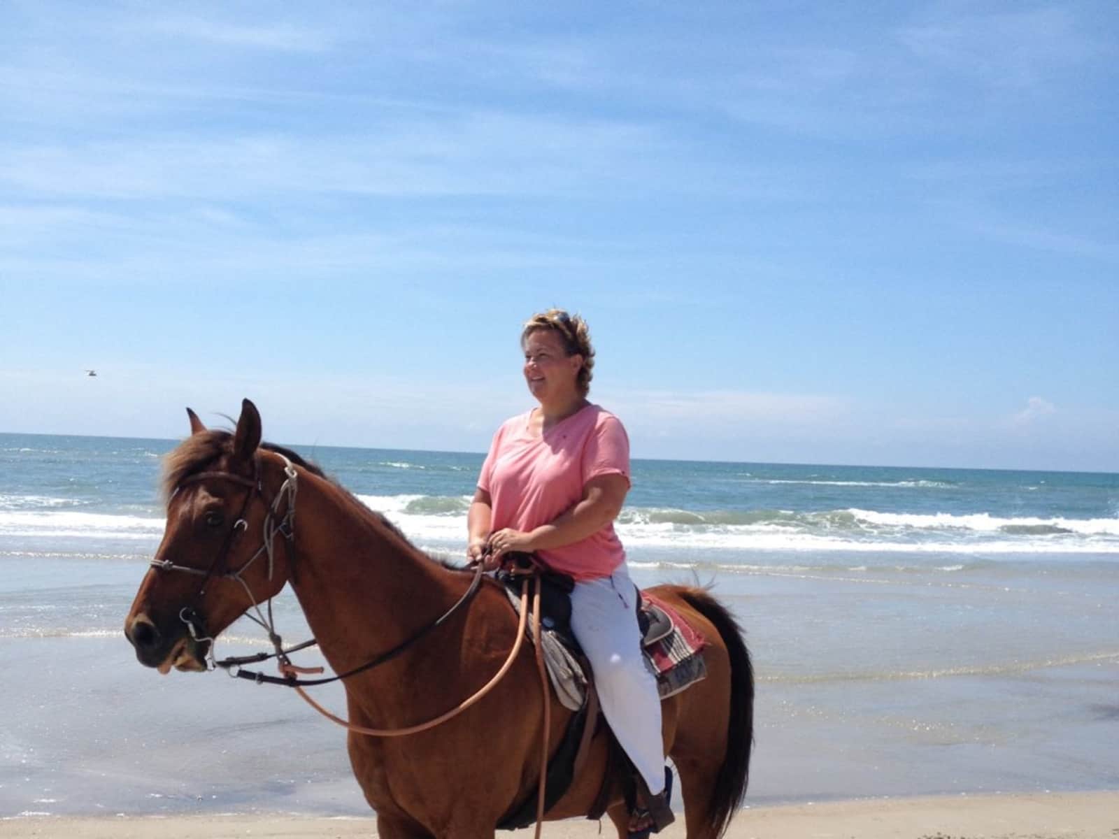 K. eileen from Winchester, Virginia, United States