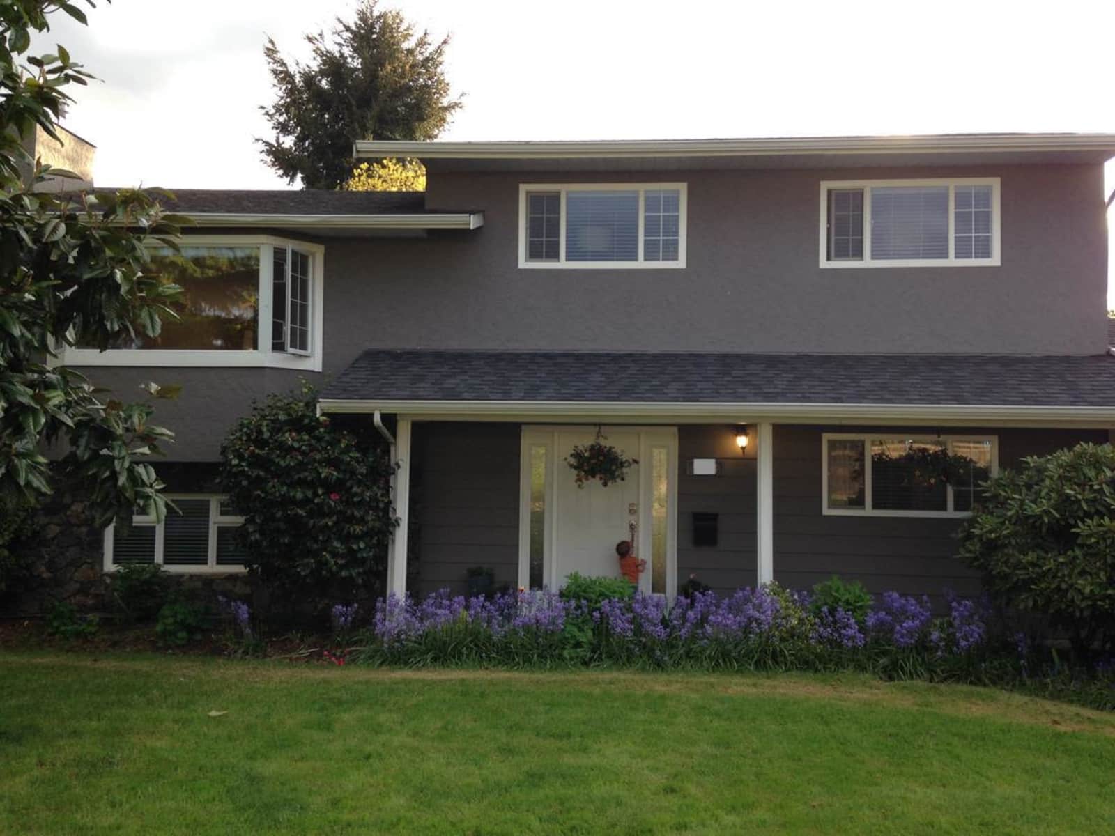 Housesitting assignment in Saanichton, British Columbia, Canada