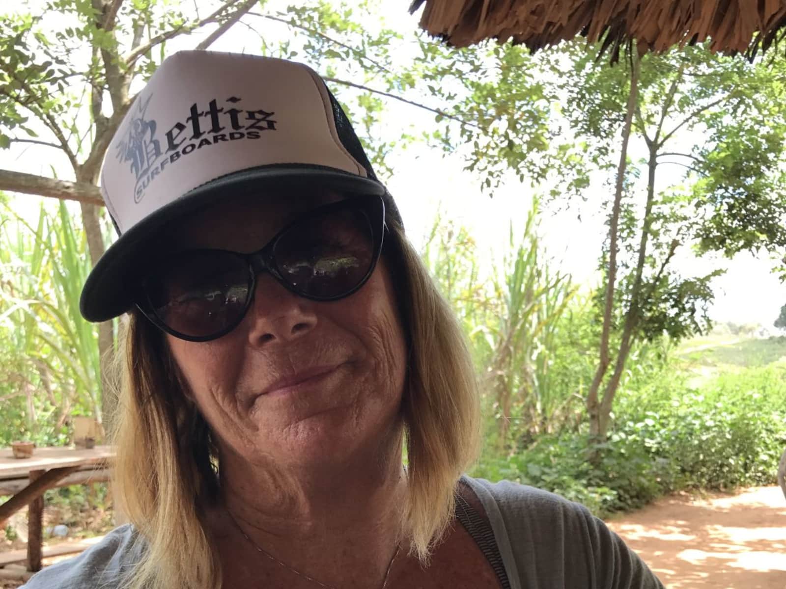 Sandie from Long Beach, California, United States