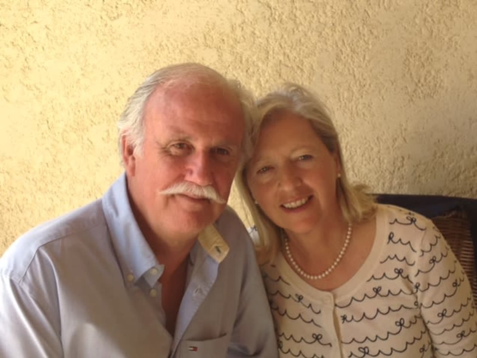 Janet & Terry from Villeneuve-sur-Lot, France