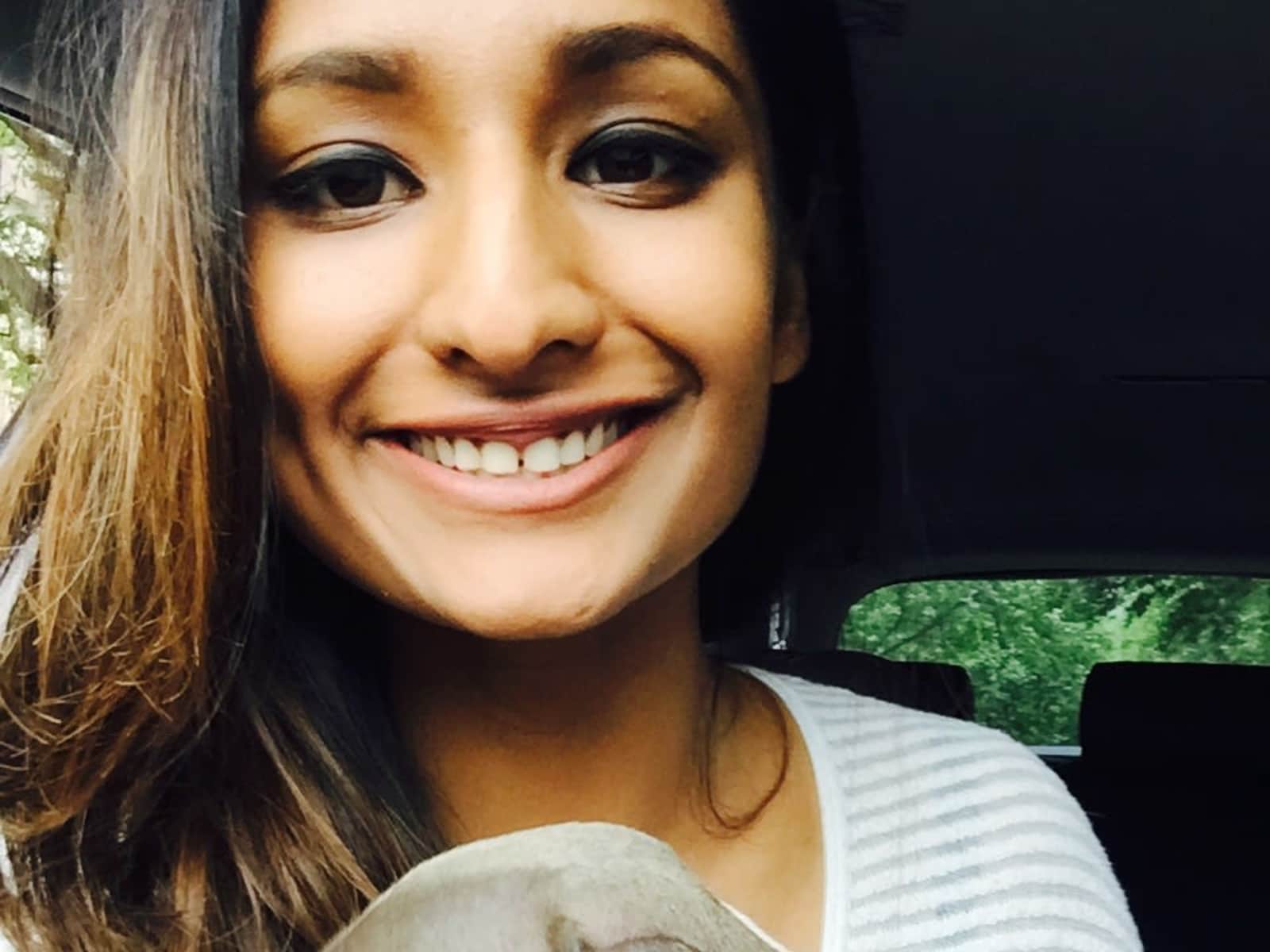Sidra from London, United Kingdom
