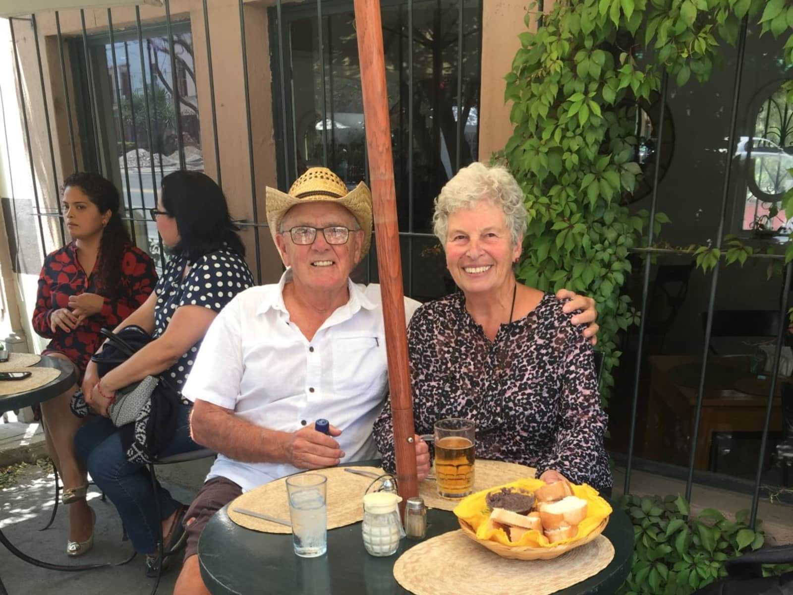Ken & Lyse from Niagara Falls, Ontario, Canada