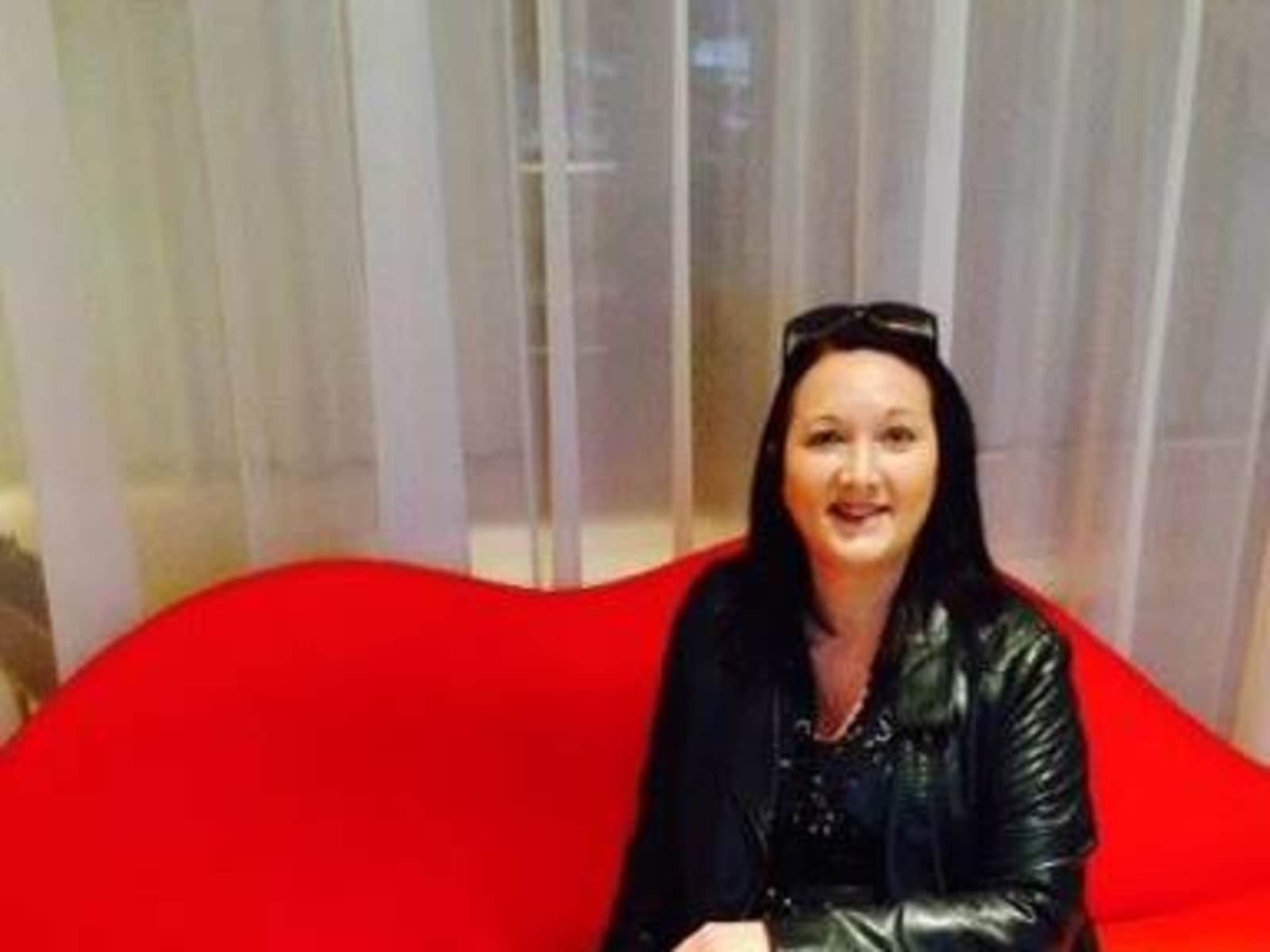 Julia from London, United Kingdom