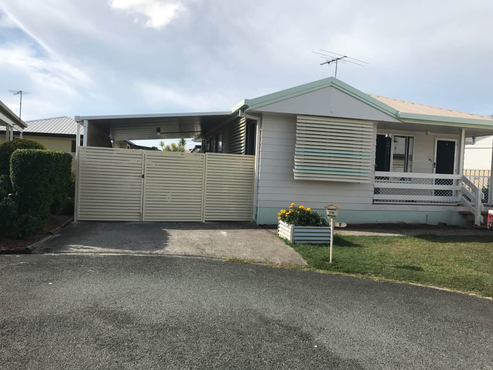 Housesitting assignment in Beenleigh, Queensland, Australia