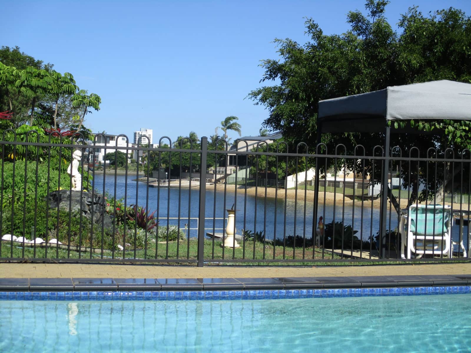 Housesitting assignment in Broadbeach Waters, Queensland, Australia
