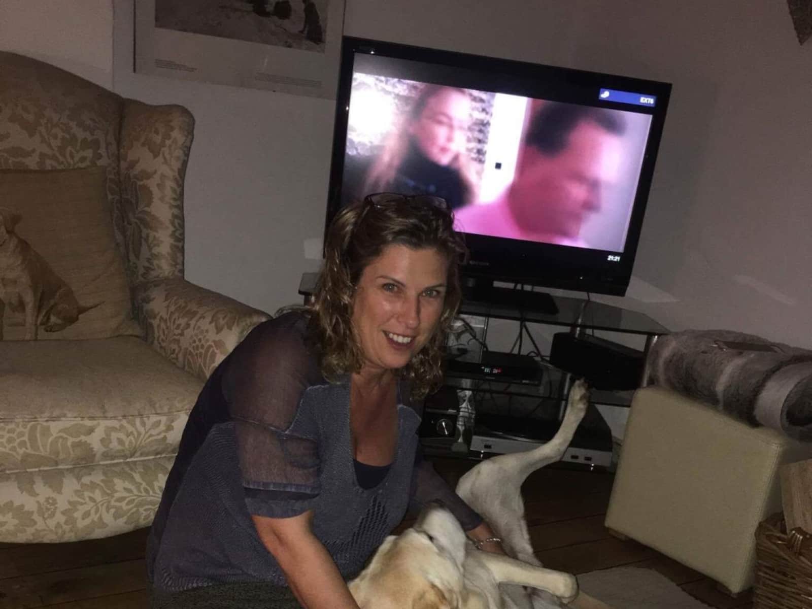 Lisa from Welwyn Garden City, United Kingdom