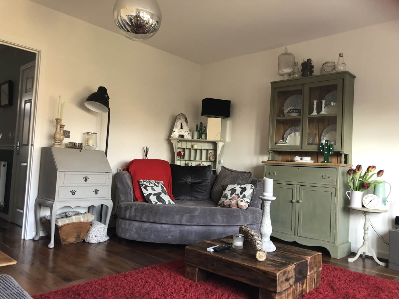 Housesitting assignment in Farnham, United Kingdom