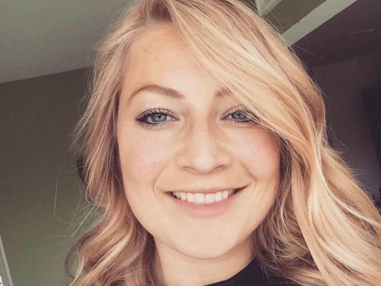 Joëlle from The Hague, Netherlands