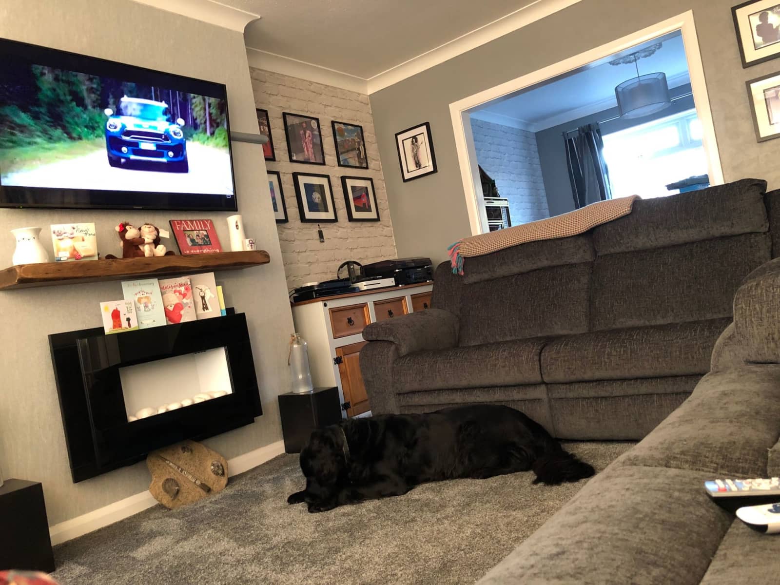 Housesitting assignment in Scunthorpe, United Kingdom