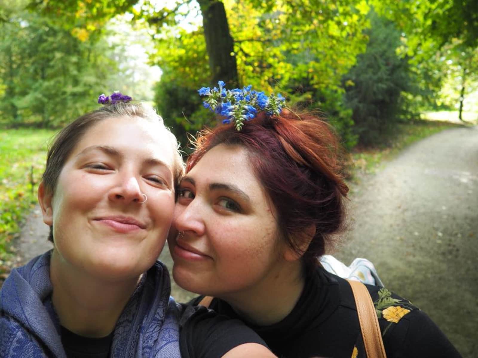 Polly & Steph from Paris, France