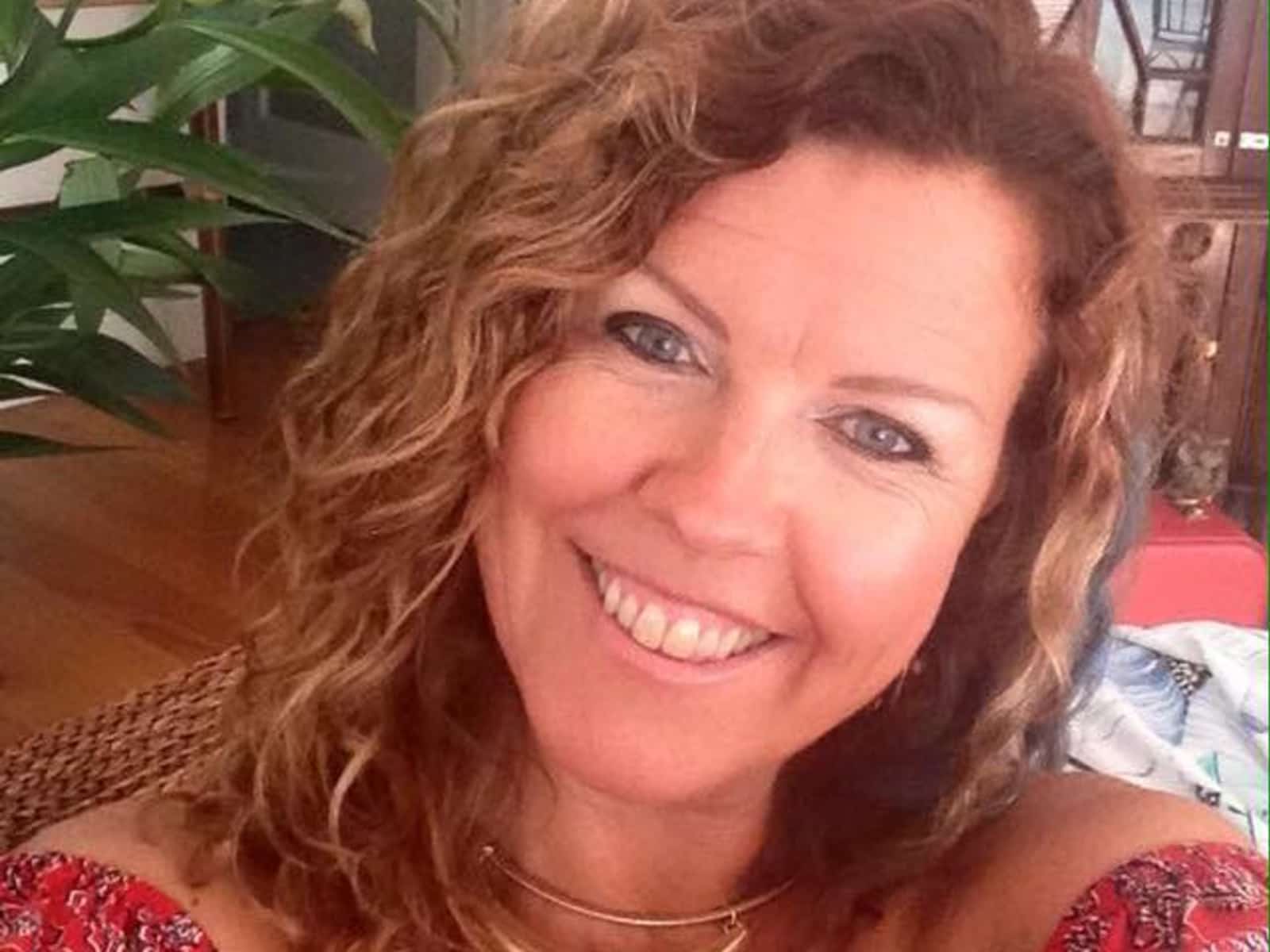 Gina from Melbourne, Victoria, Australia