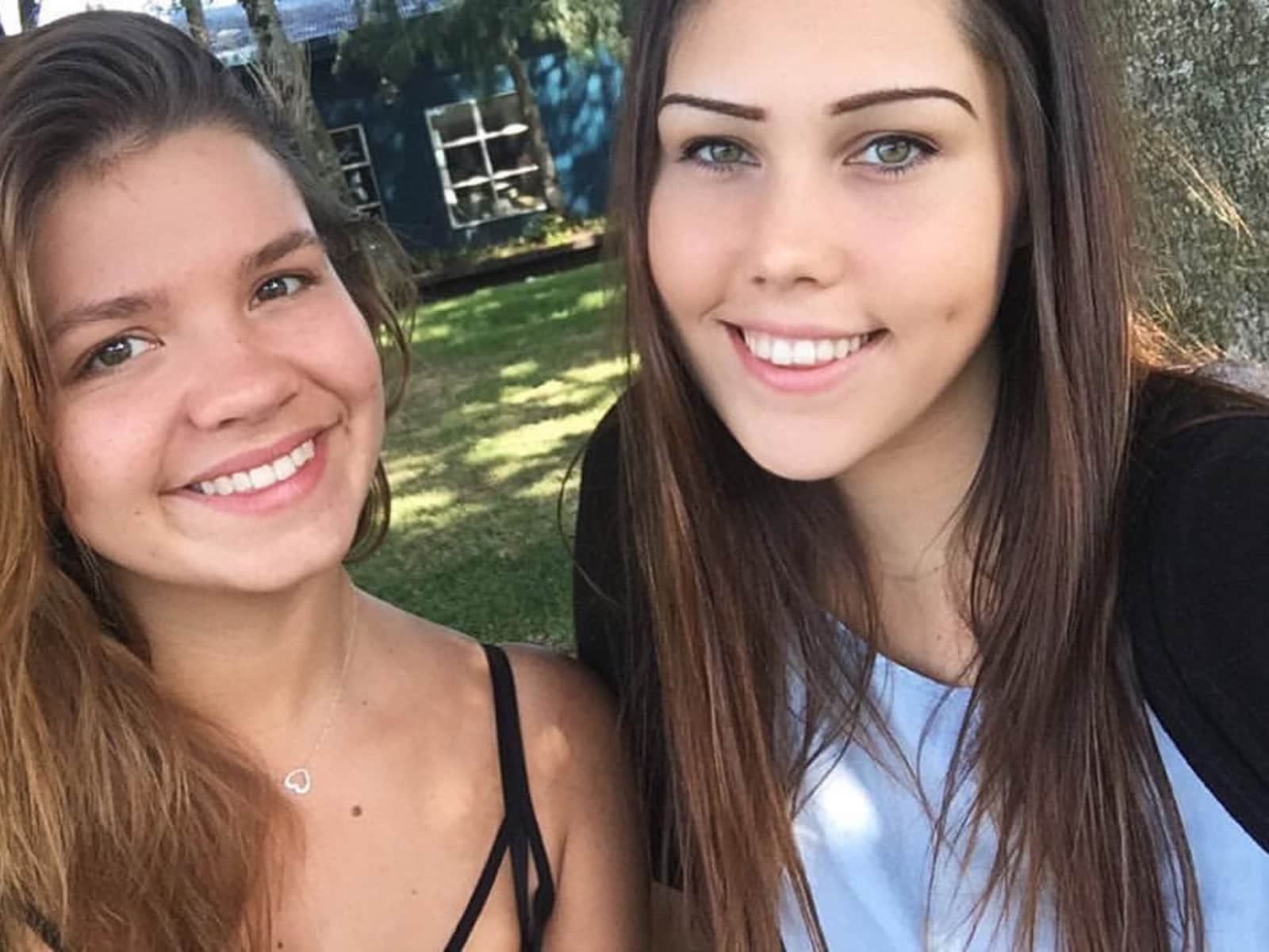 Laura & liv from Vancouver, British Columbia, Canada