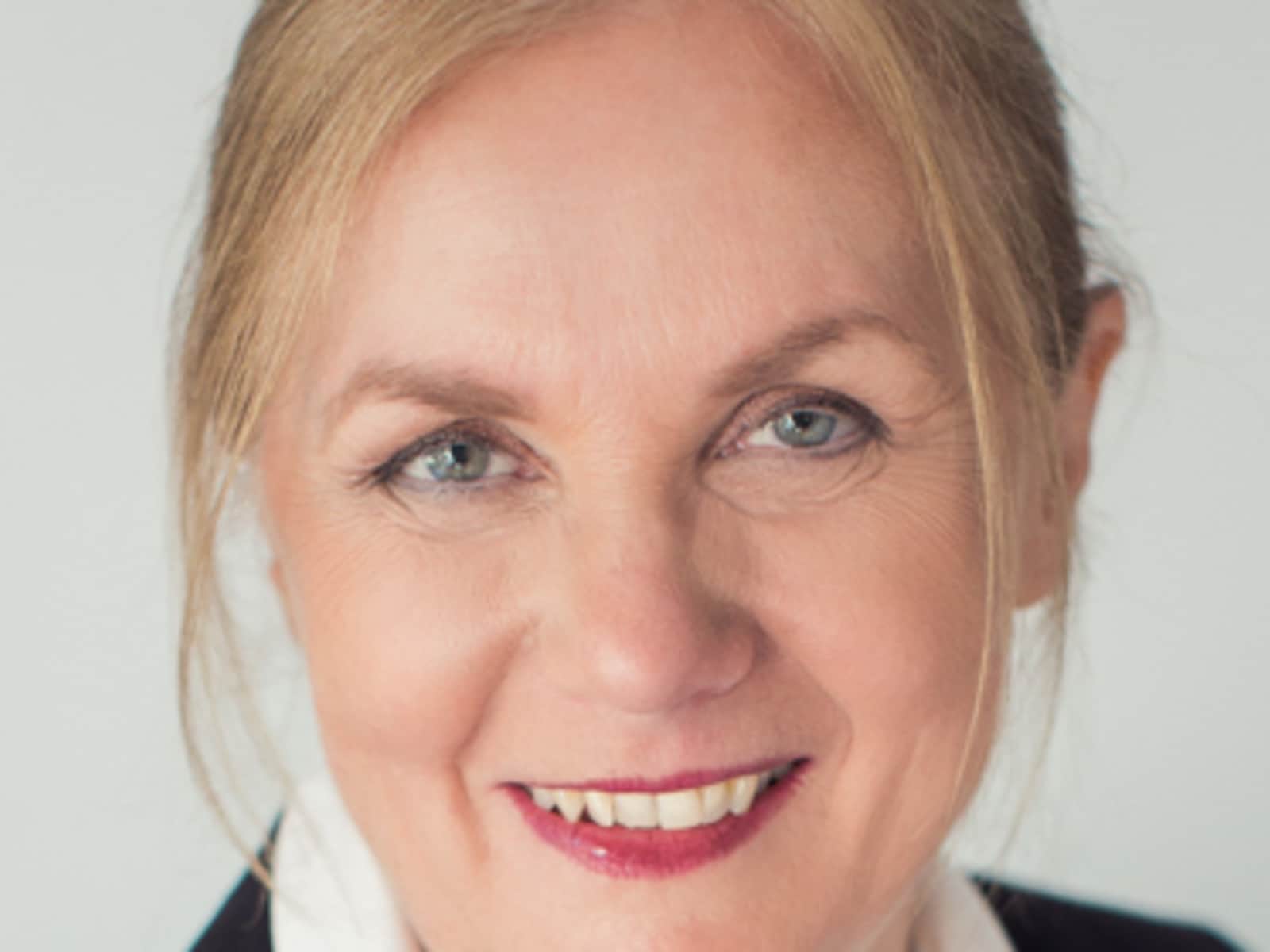 Helen from Kotara, New South Wales, Australia