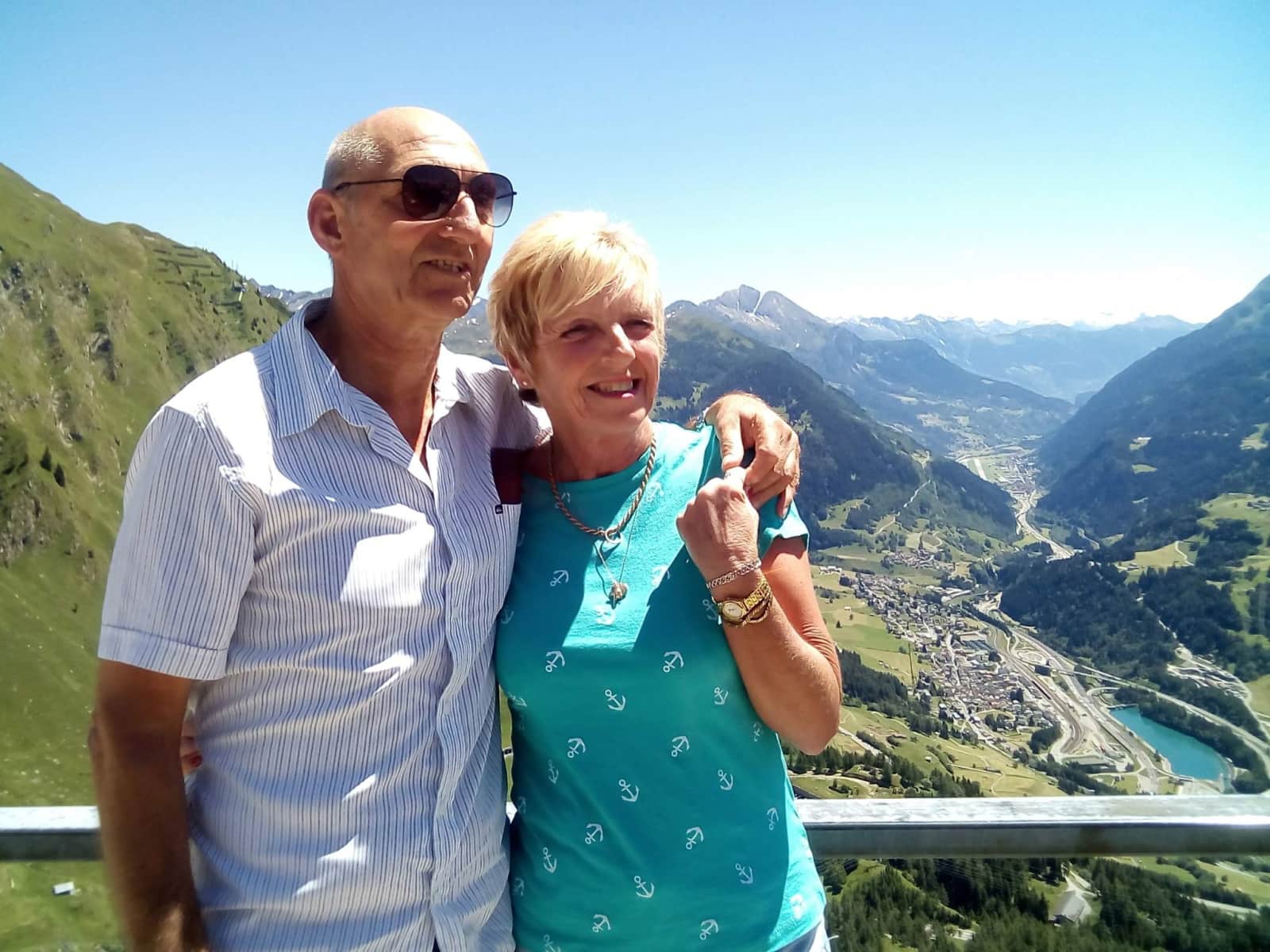 Lynda & Dennis from Cottingham, United Kingdom