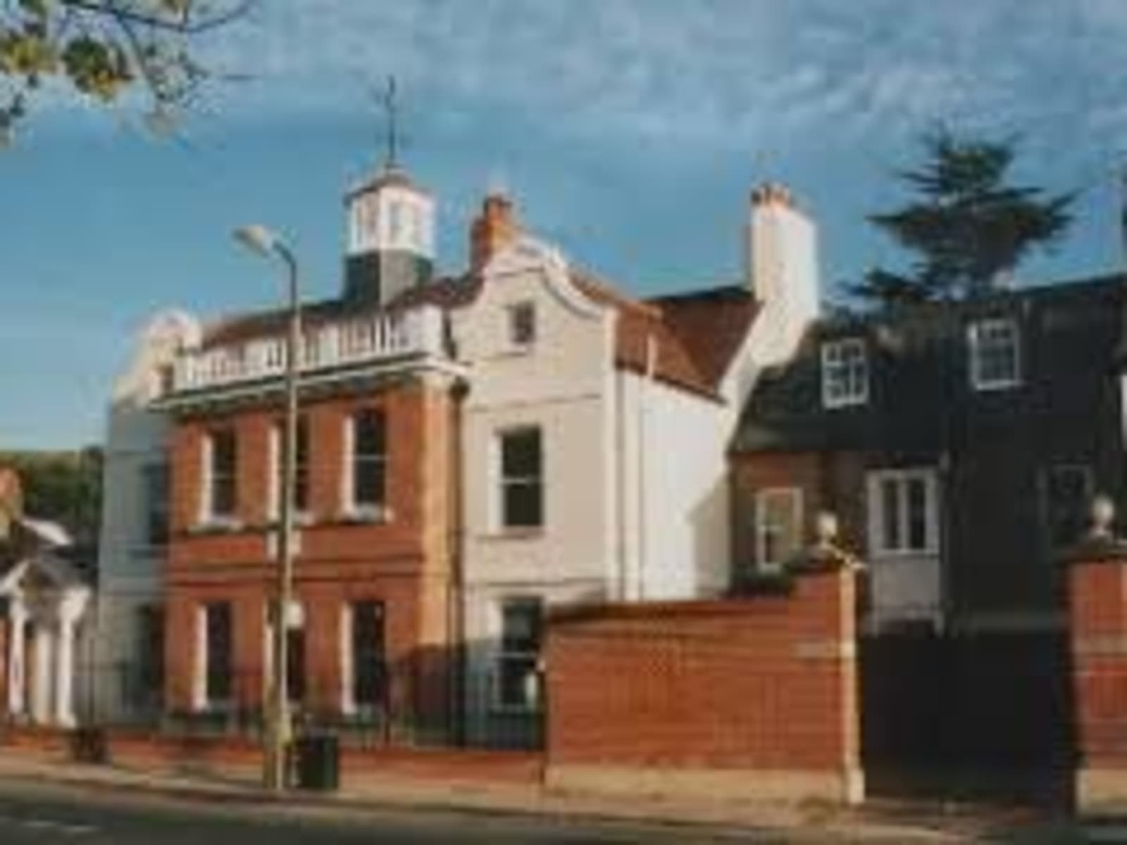Housesitting assignment in Middlesex, United Kingdom