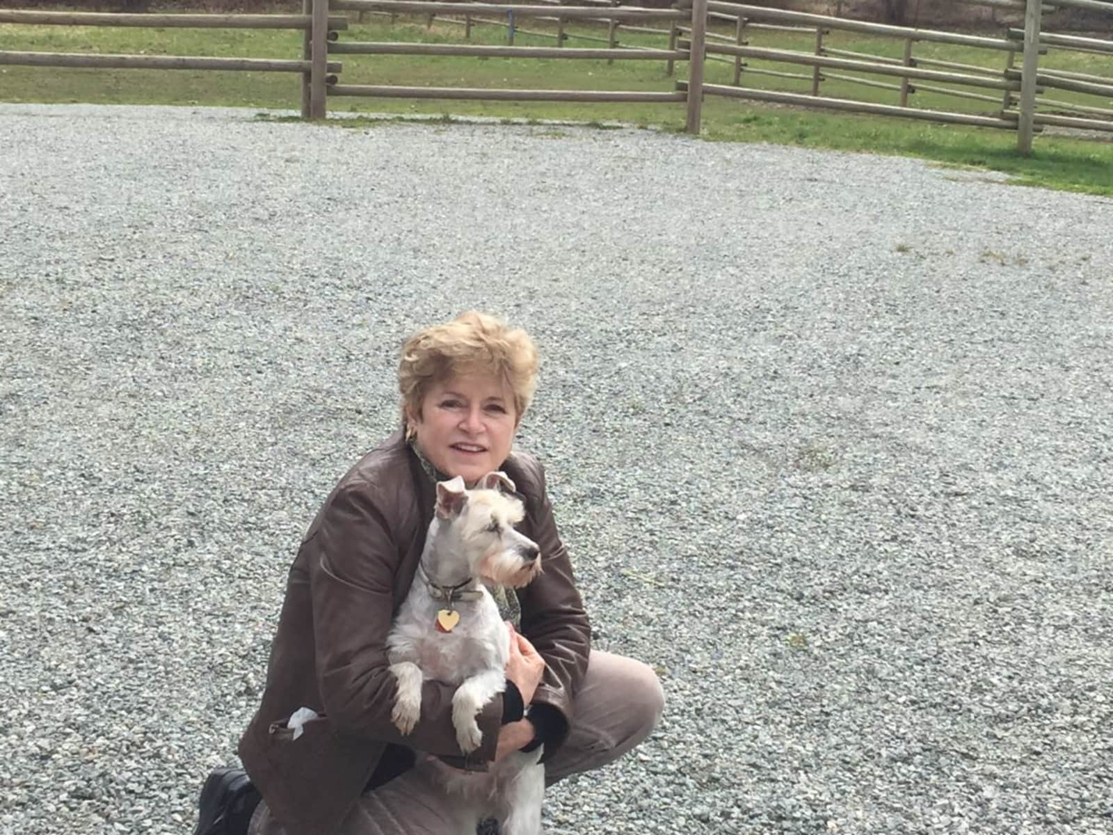 Alice from Toronto, Ontario, Canada