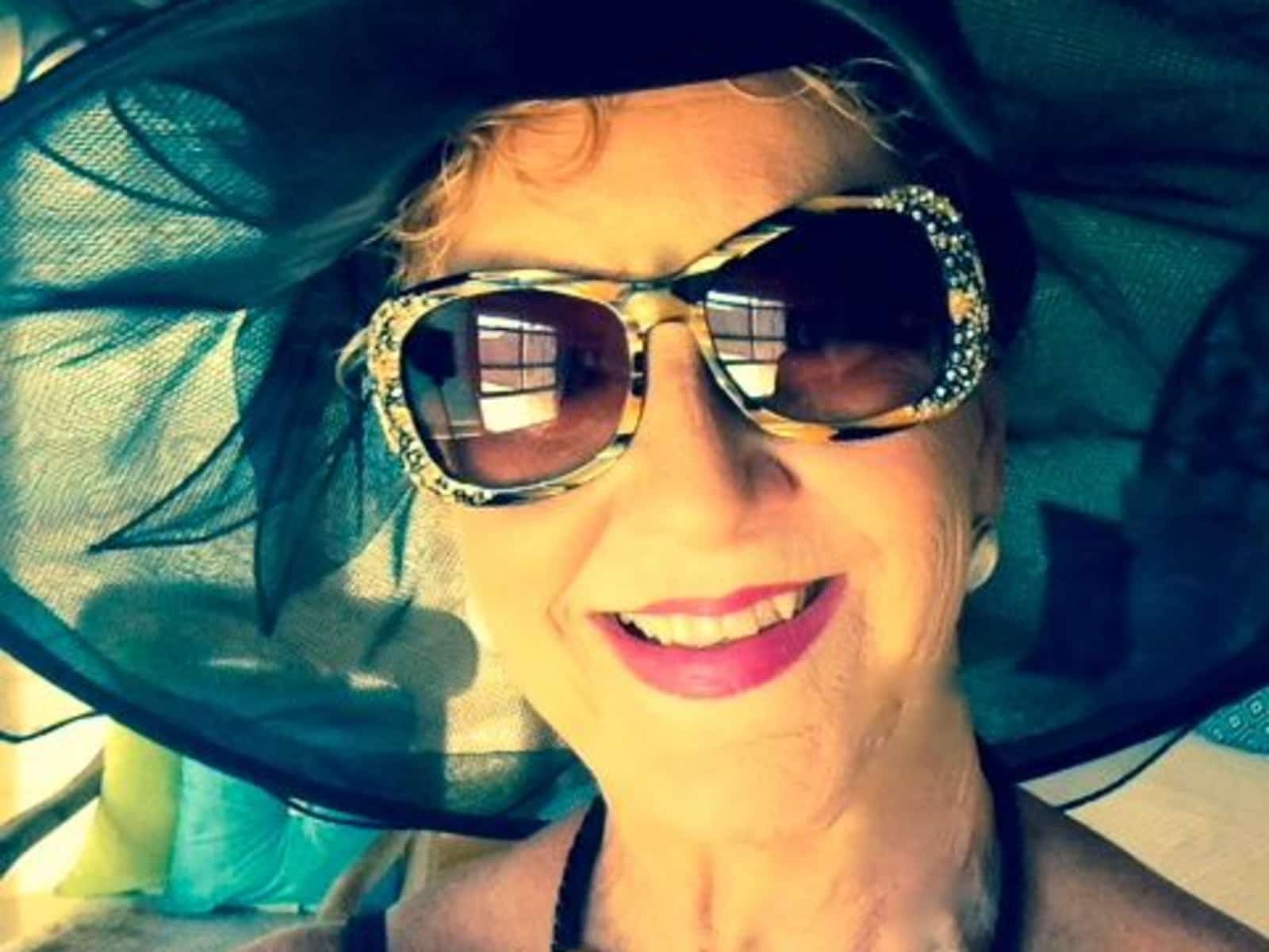 Shari from Scottsdale, Arizona, United States