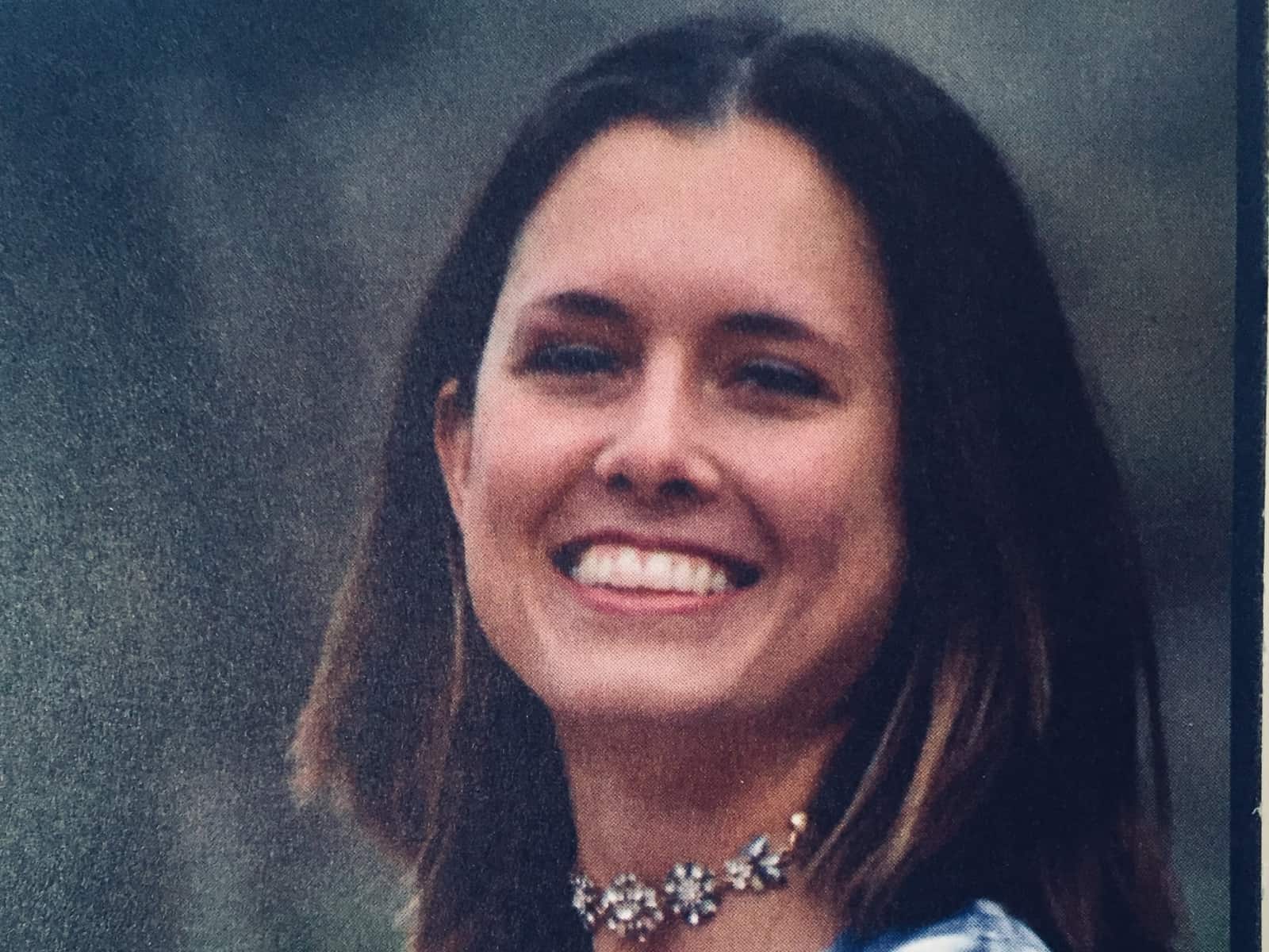 Alisa from Los Angeles, California, United States