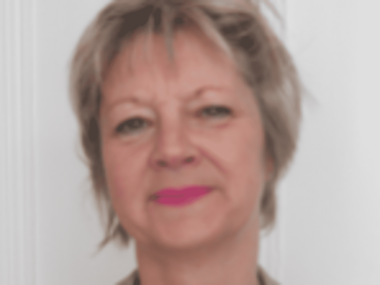 Avis from Hove, United Kingdom