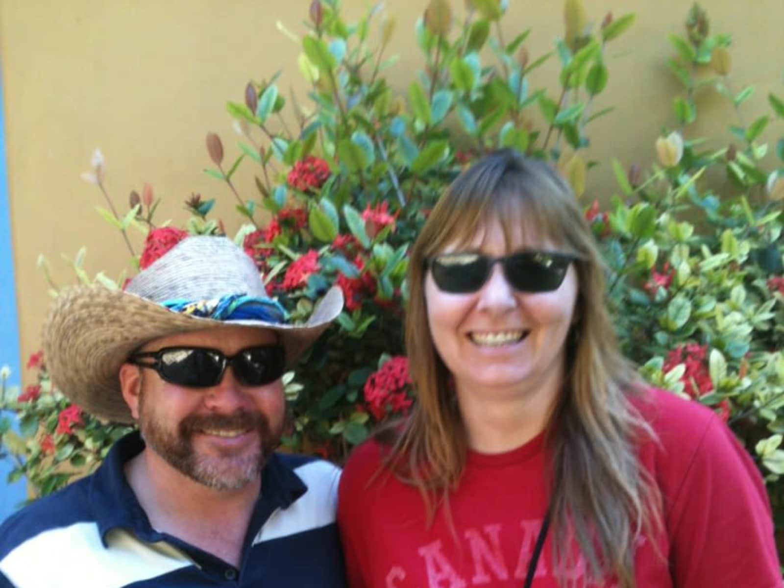 Michele & Kelly from Caroline, Alberta, Canada