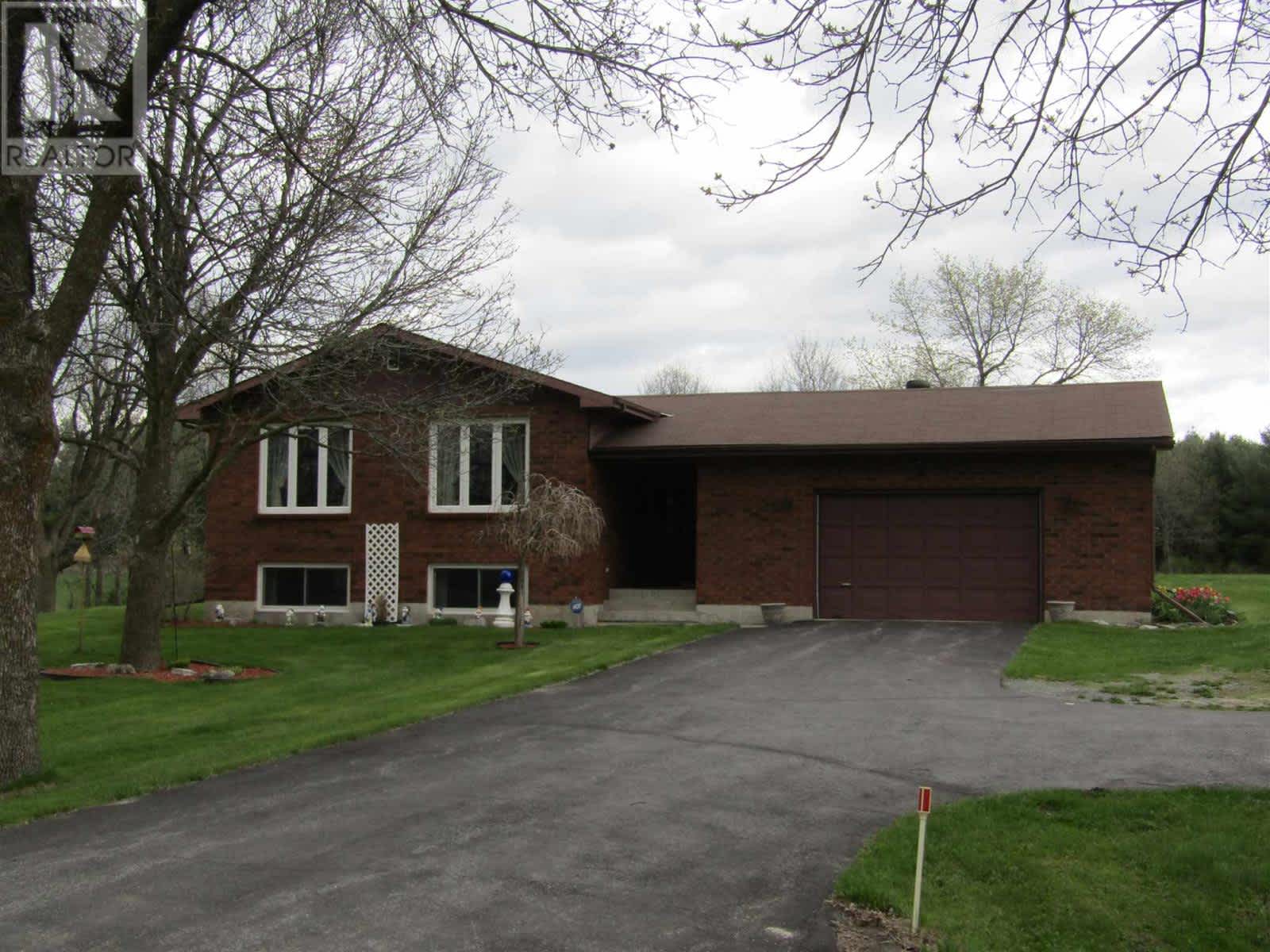 Housesitting assignment in Kingston, Ontario, Canada