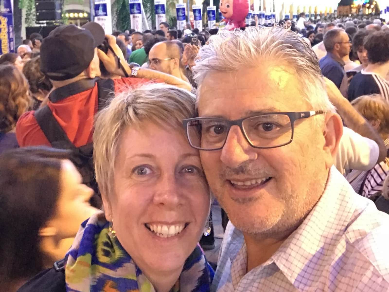 Linda & Laurie from Melbourne, Victoria, Australia