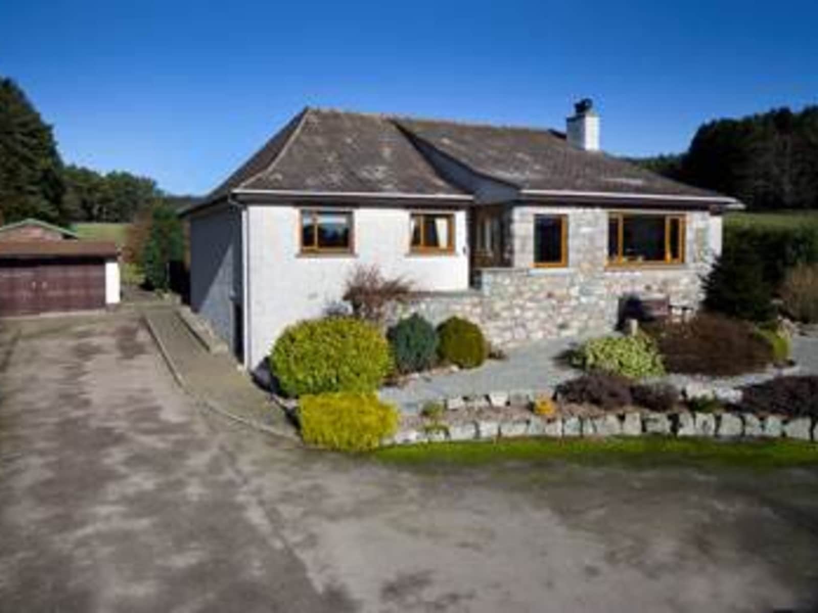 Housesitting assignment in Aberdeen, United Kingdom