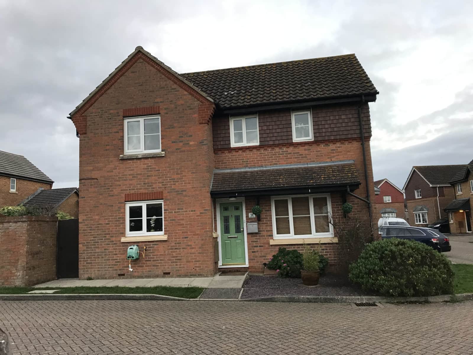 Housesitting assignment in Eastbourne, United Kingdom