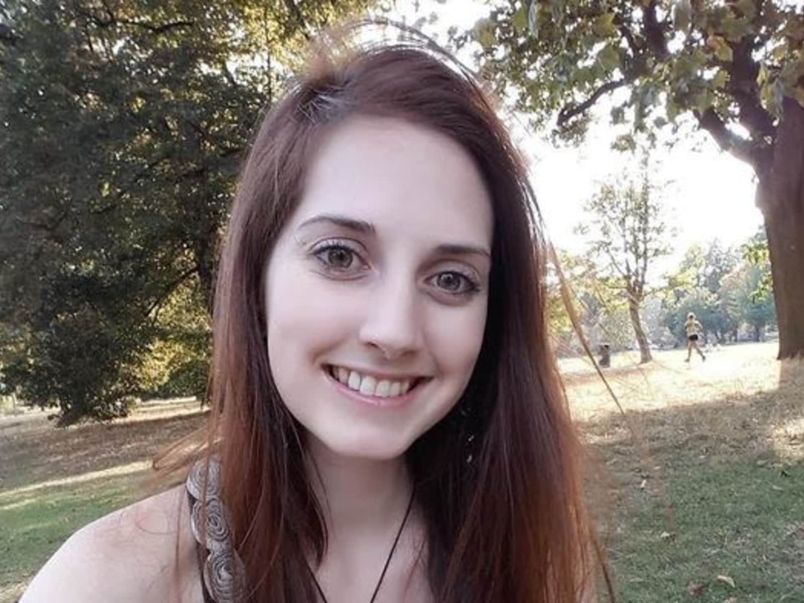 Lia from London, United Kingdom