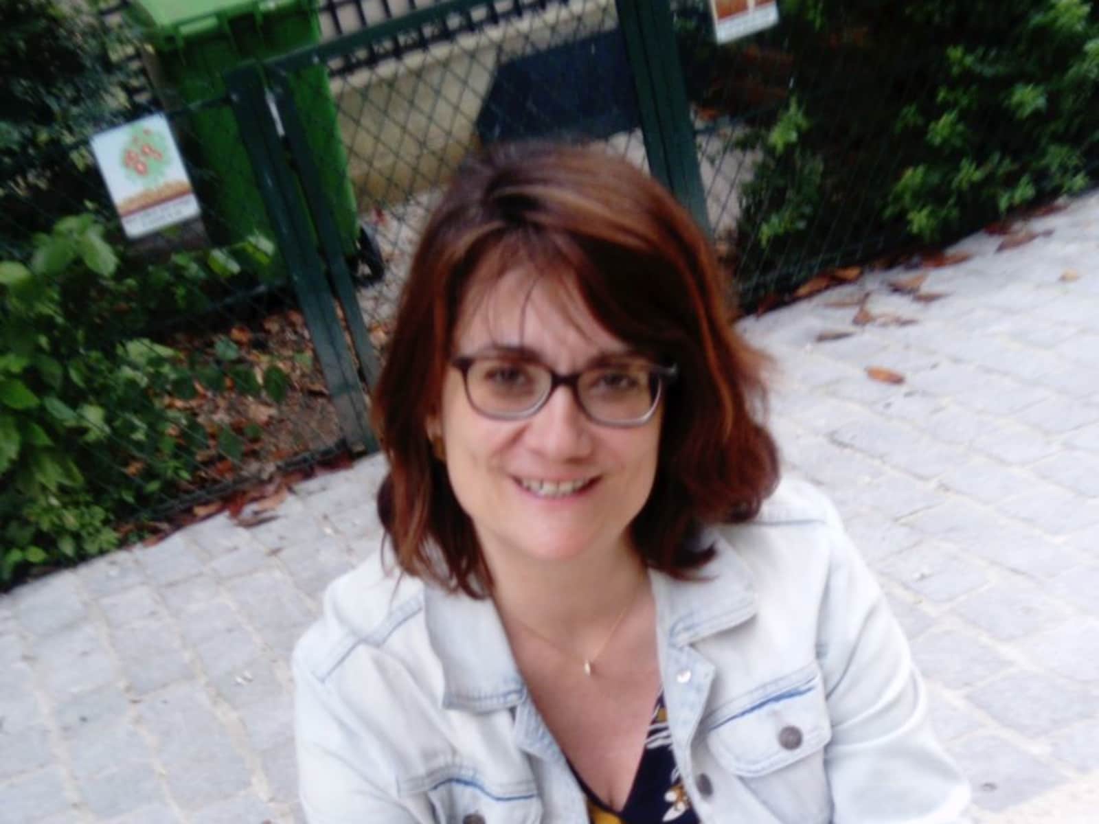 Isabelle from Paris, France