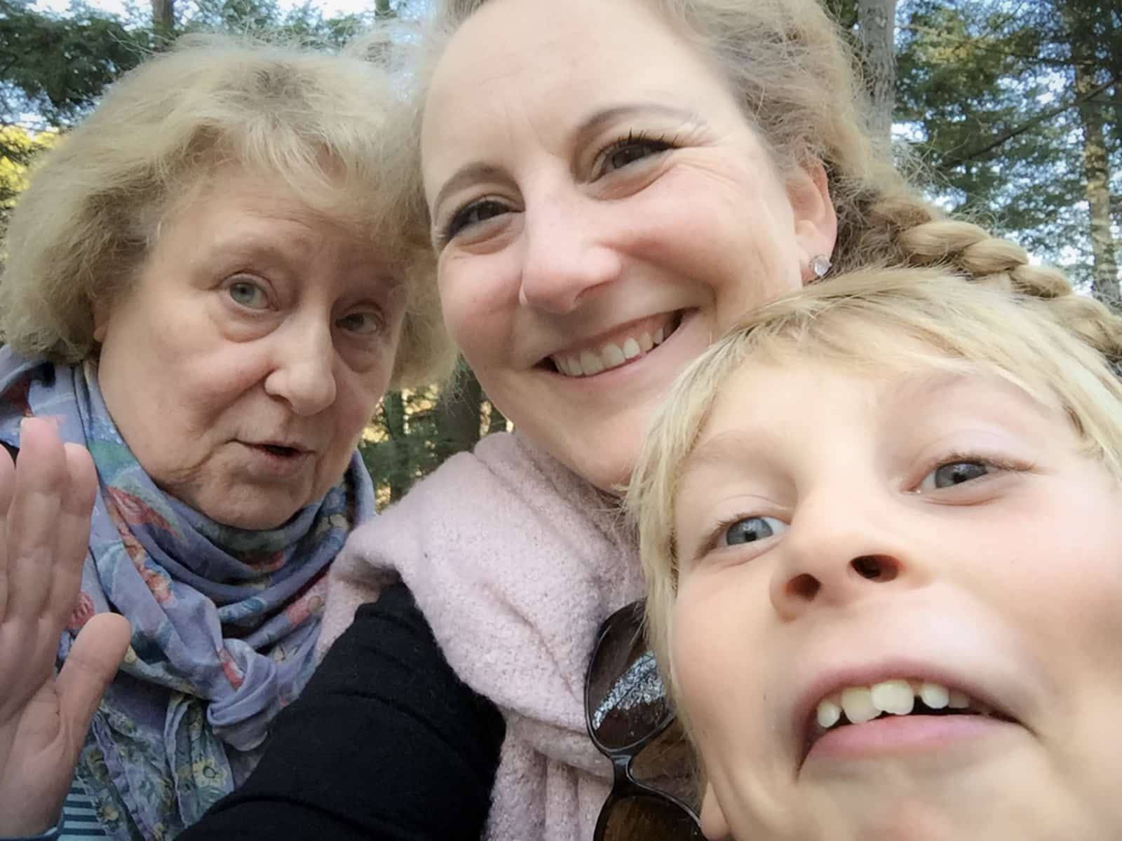 Geneviève & My mother christiane from Vaudreuil-Dorion, Quebec, Canada