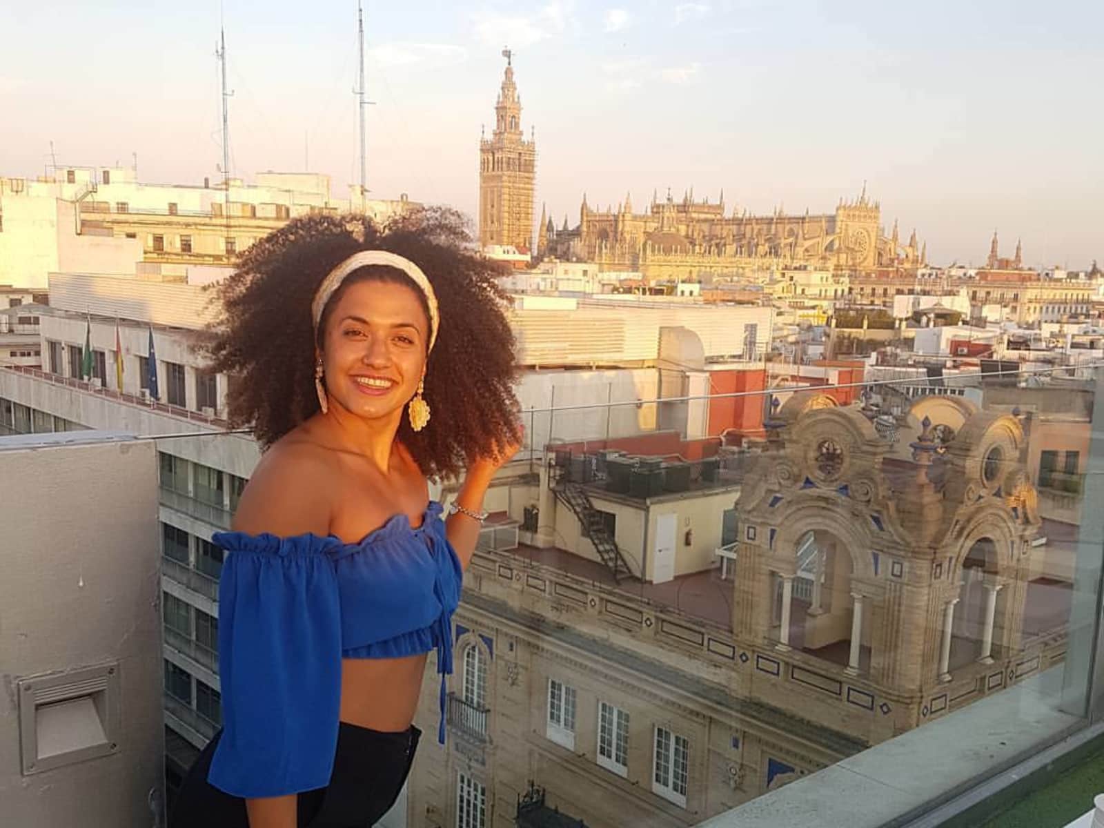 Reut tut from Madrid, Spain
