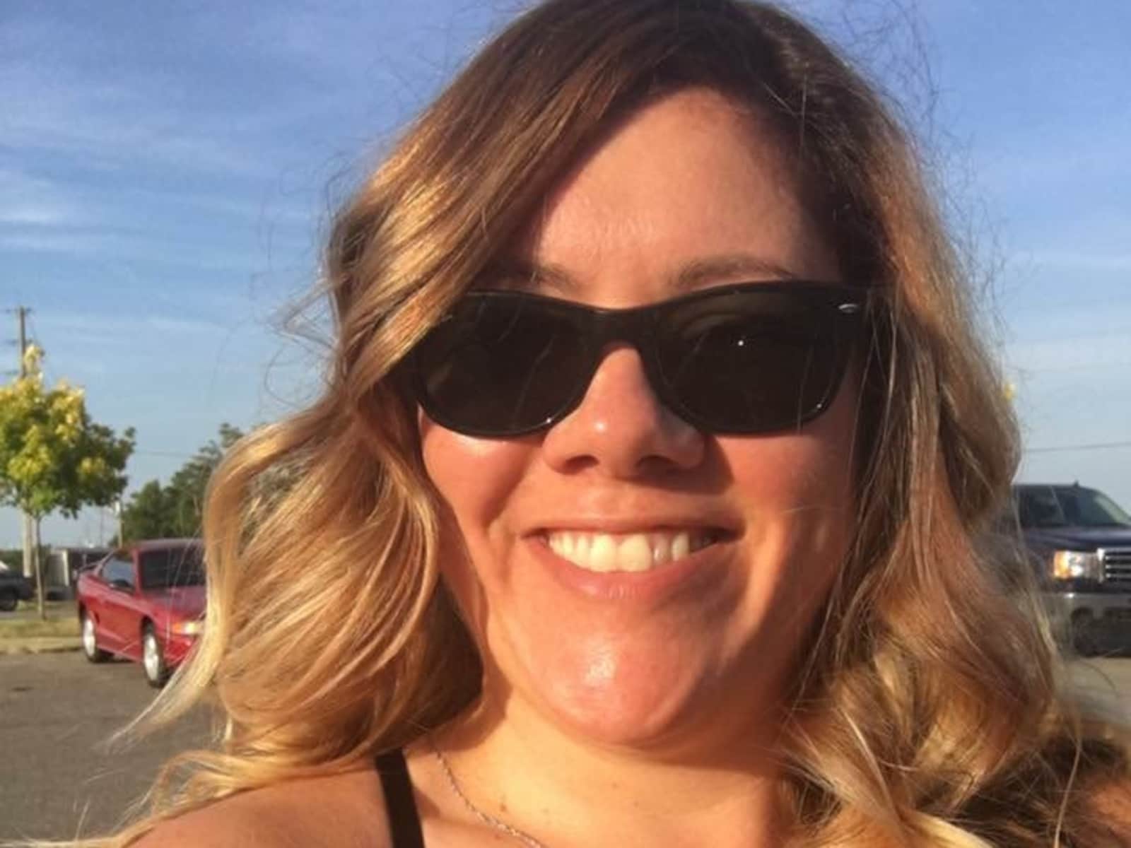 Alexis from Orangeville, Ontario, Canada