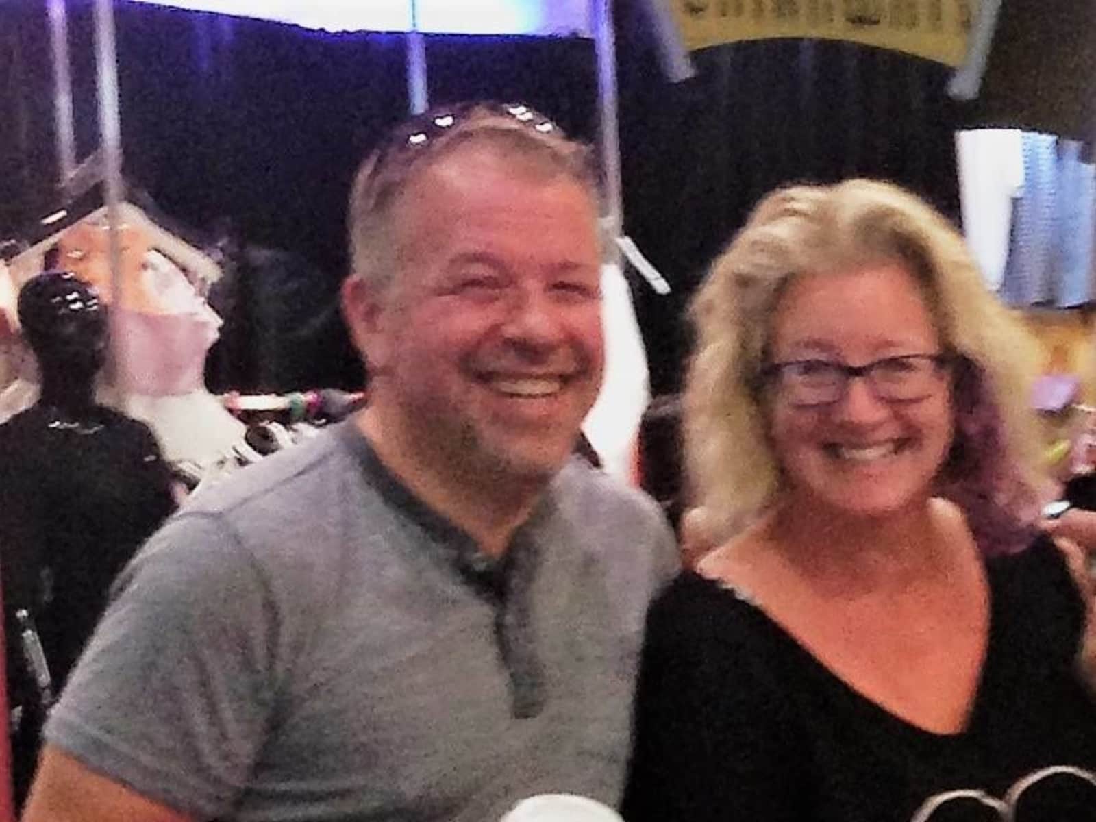 Lesli & Lance from Hamilton, Ontario, Canada