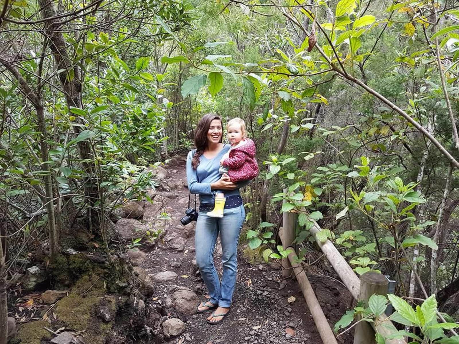 Gaëlle & Jeik from Los Llanos de Aridane, Spain