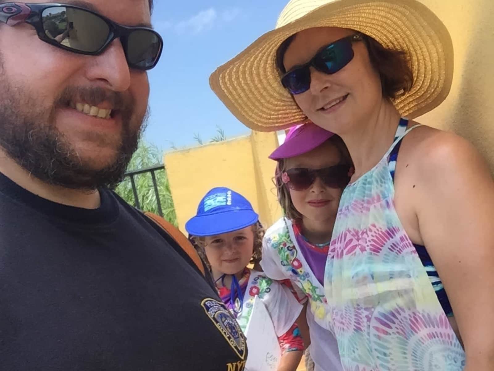Angelique & Lee from Chesham, United Kingdom