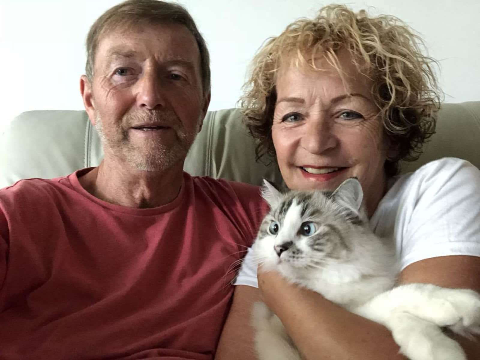 Hilary & Geoff from Pilar de la Horadada, Spain