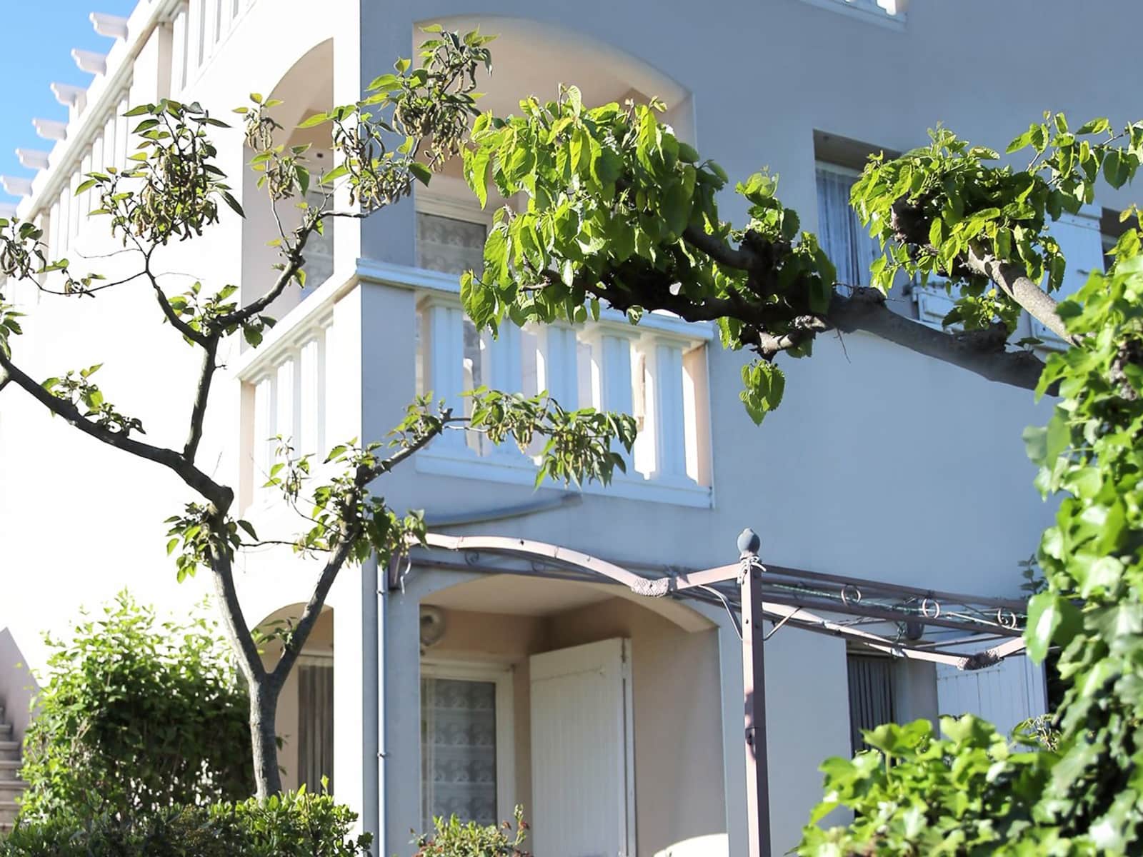 Housesitting assignment in Allègre-les-Fumades, France