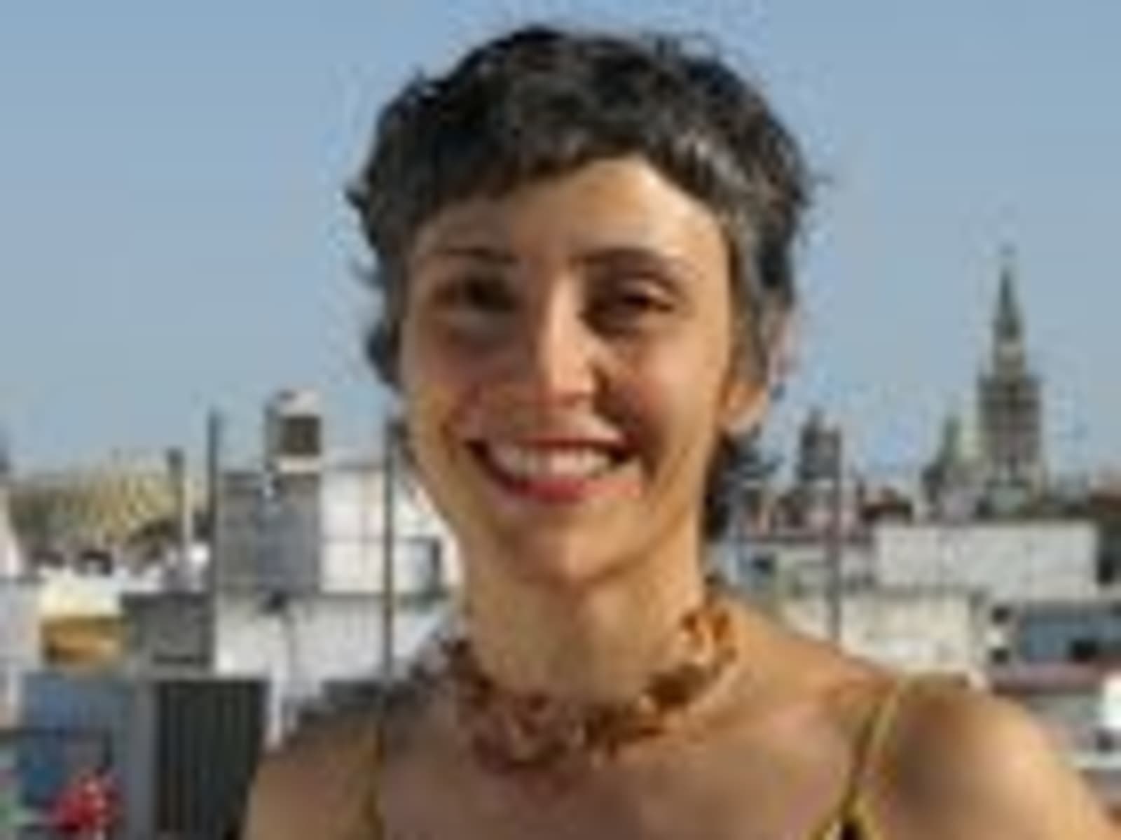 Mahsa from Sevilla, Spain