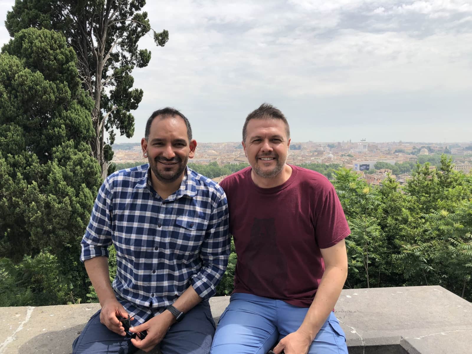 Rafael & simon & Simon from Aylesbury, United Kingdom