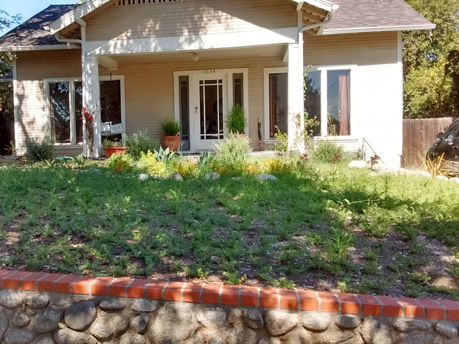 Housesitting assignment in Pasadena, California, United States